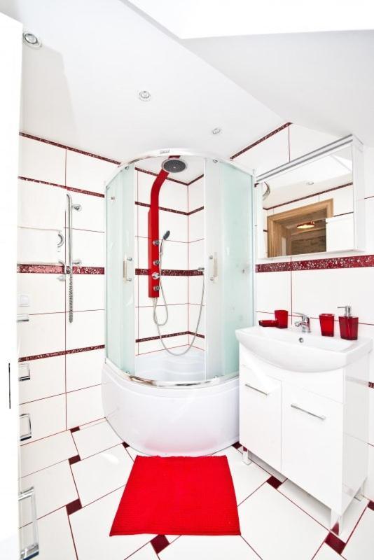 Dwupoziomowy Stylowy Apartament Przy Centrum Gdyni, Niedaleko Morza Gdynia Bagian luar foto